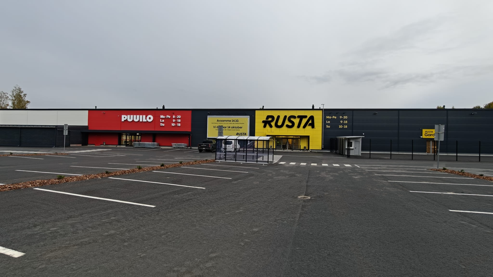 Uusi liikerakennus valmistui Karjaalle – Puuilo ja Rusta vuokralaisiksi