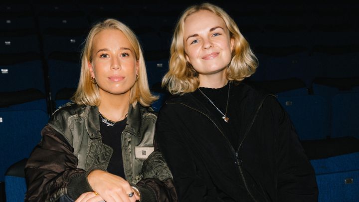 K%E4sikirjoittajat%20Ronja%20Haikka%20ja%20Maaria%20Nuoranne.