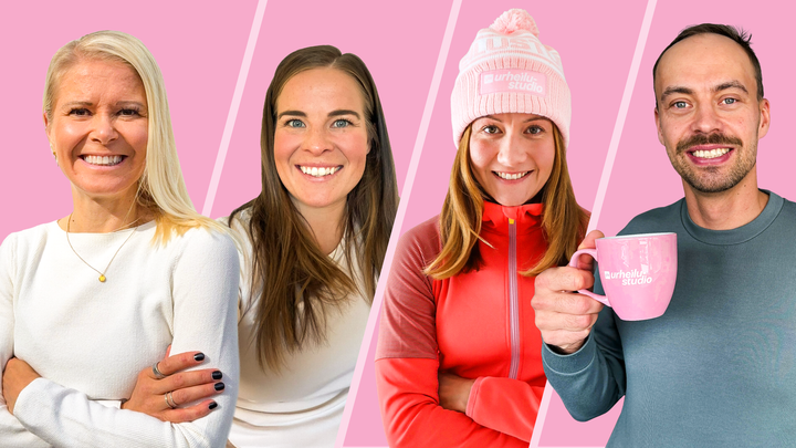 Urheilustudion uudet asiantuntijat Mari Eder, Krista Pärmäkoski, Katri Lylynperä ja Perttu Hyvärinen pinkillä taustalla.