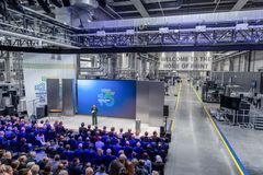 HEIDELBERG is optimistic about FY 2025/26 and is opening the industry's largest customer demonstration center for its 175th anniversary with the redesigned Home of Print.