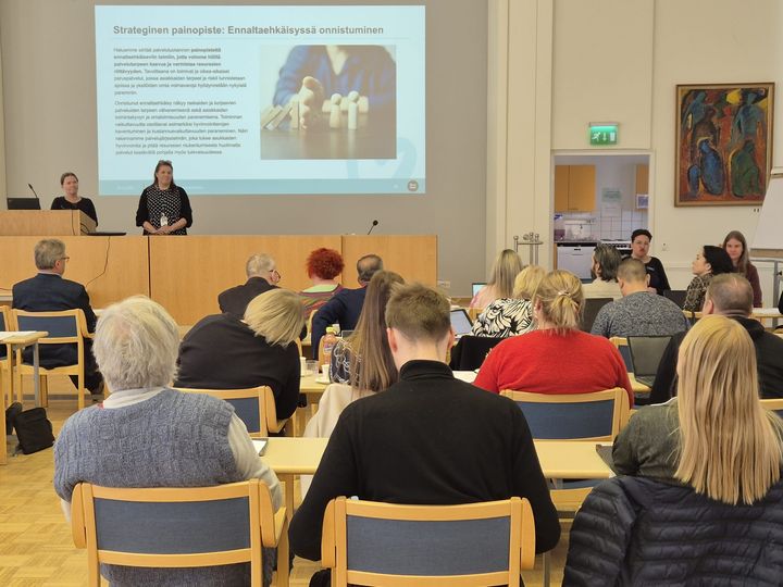Aluevaltuuston strategiaseminaari Hämeenlinnassa 24.4.2026