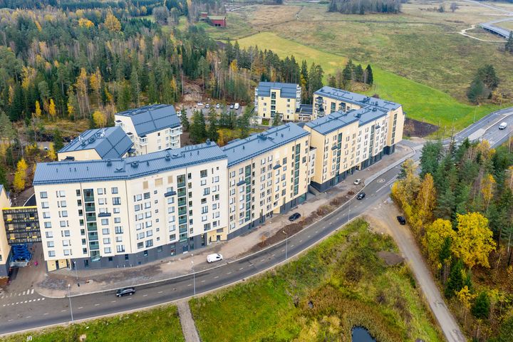 Mankkaan kaupunginosaan kuuluva Sepänkallio on uusi asuinalue Espoossa. Jatkeen rakentamat asunnot ovat alueen ensimmäiset.