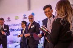 Dr. Chen Yanbin, Chairman of the Board of Beijing Easpring, and Matti Hietanen, CEO of Finnish Minerals Group, at the groundbreaking ceremony.