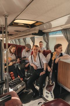 Komiat esiintyy Työväen Musiikkitapahtumassa 2026