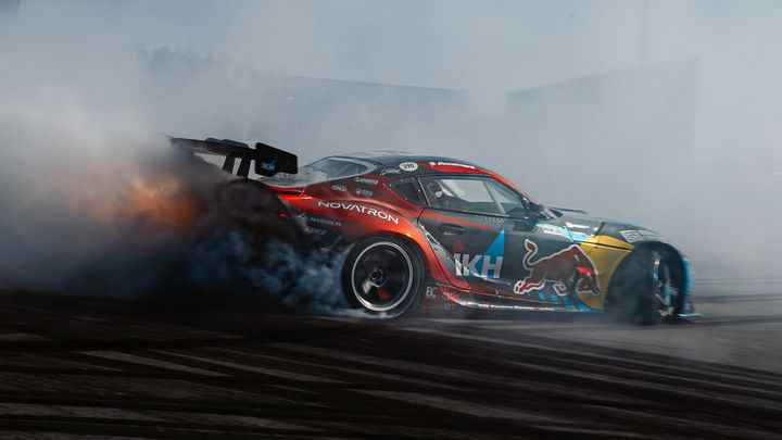 Novatron on tehnyt yhteistyötä Kalle Rovanperän kanssa vuodesta 2025 alkaen.