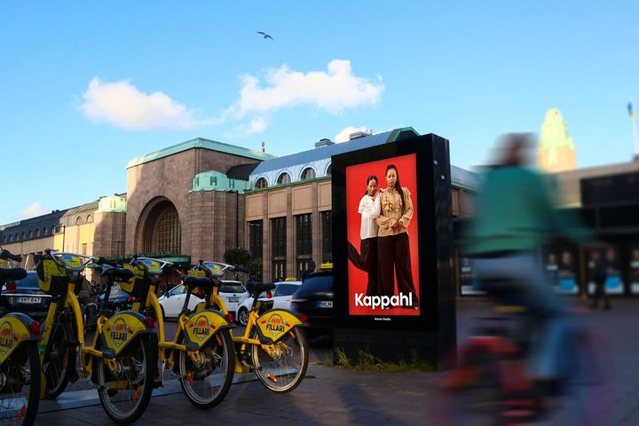 Bauer Media Outdoor City DIgital mainospinta Helsingissä