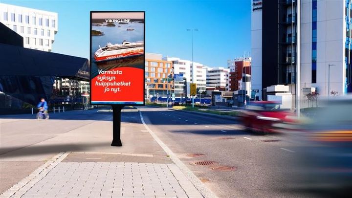 Luonnoskuva Espoon pystyformaatin digitaalisesta premium-mainospinnasta.