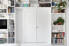 Lundia Classic kirjahylly, valkolakattu, oven ylitys