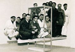 Yhteistyön voimalla on vuosikymmenet testattu myös Lundia Classic -hyllyn kestävyyttä.