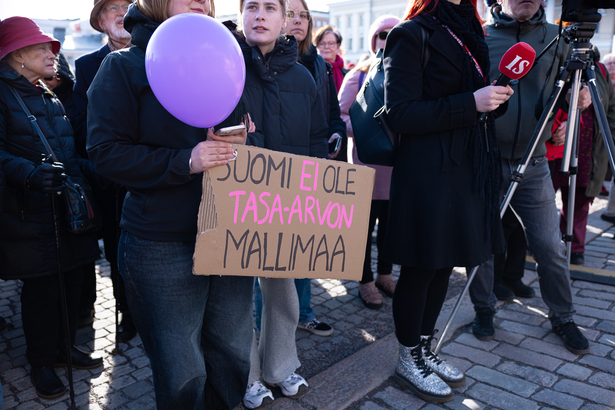 Kansliapäälliköiden hallitusraportti saa kritiikkiä tasa-arvon puutteesta