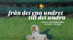 I bakgrunden syns en detalj från en målning som föreställer en vit sfinxfigur som sitter på en grön äng framför en mörk skog. Ovanför den står utställningens titel skriven med vit text.