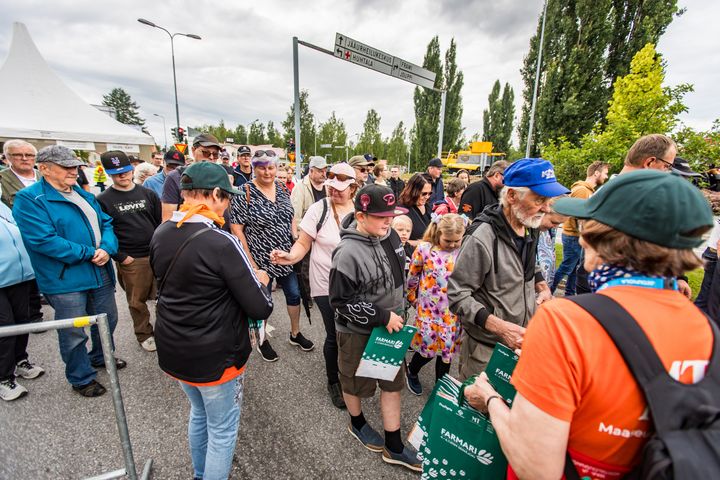 Farmarin portilla kuhinaa