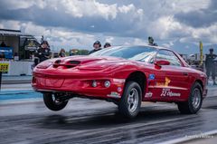 S/SS-ryhmän kilpurit lähtevät näyttävästi lähtövaloista.