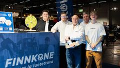 Finnkoneen tiimi ACS26'ssa.