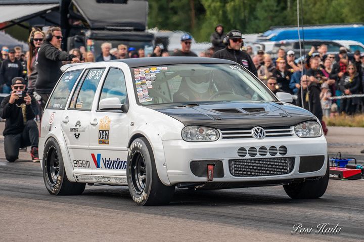 Puha ja Golf Variant olivat tuttu näky katukisoissa. Vuonna 2026 alla on uusi auto.