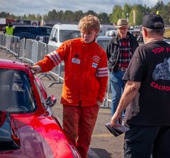 Varikolla on riittänyt kerrottavaa ihmisille.