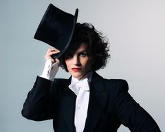 Maria silinterin kanssa