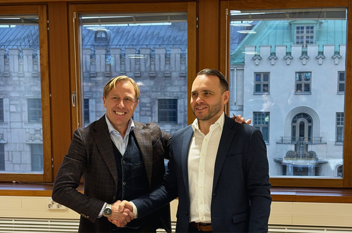 Mathias Carling (CEO, Communardo Nordic) ja Olli Porola (CEO, Ambientia)
