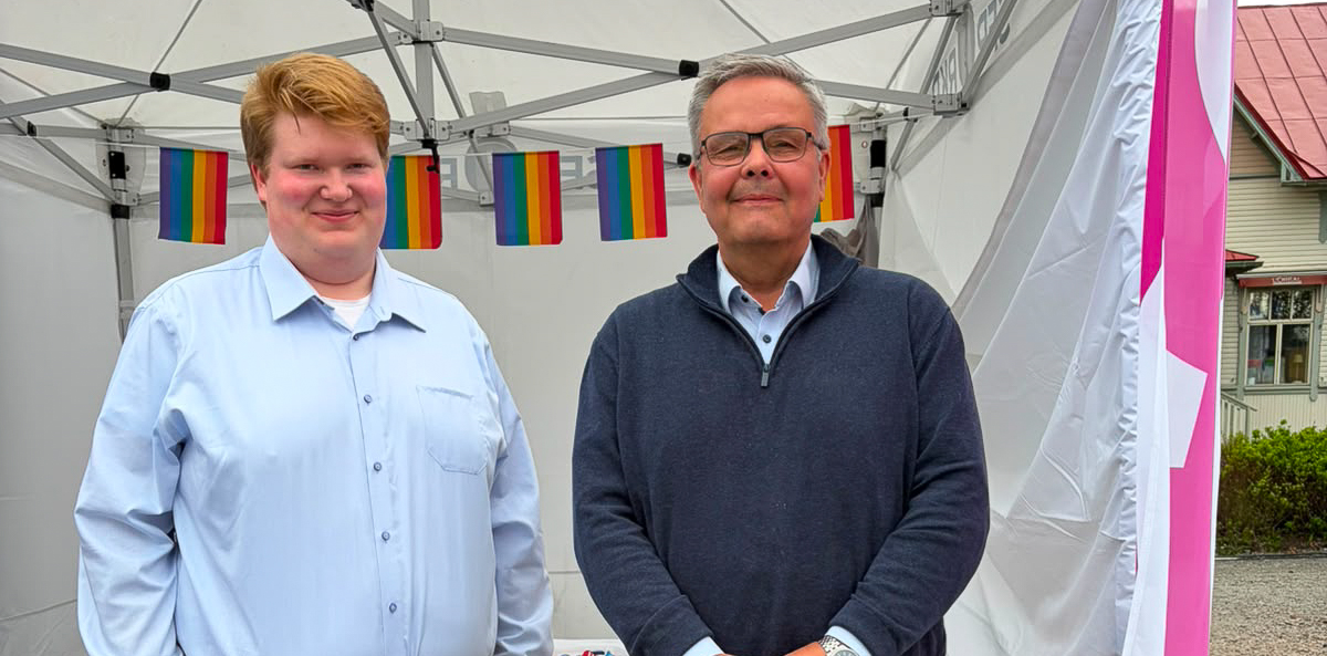 Anton Åkerman kansanedustaja Anders Norrbackin avustajaksi
