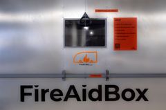 FireAidBox Oy:n alkusammutustalli.