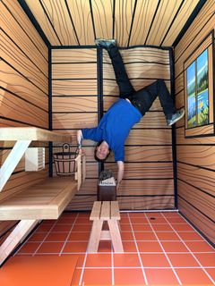 Yksi Paradox Museumin 1-vuotissyntymäpäivän uutuuksista on Upside Down -sauna. Kuva: Paradox Museum