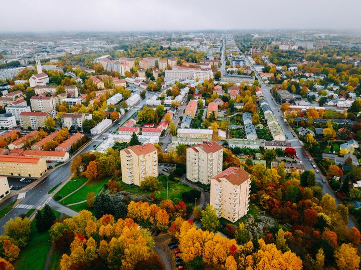 Markkinoilla on asuntoja, mutta ei niitä, joita ostajat haluavat.
