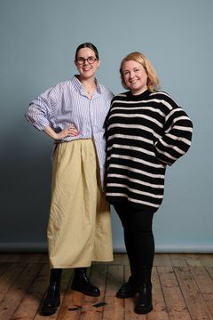 Mari Nikula (vas.) ja Nora Lehtinen