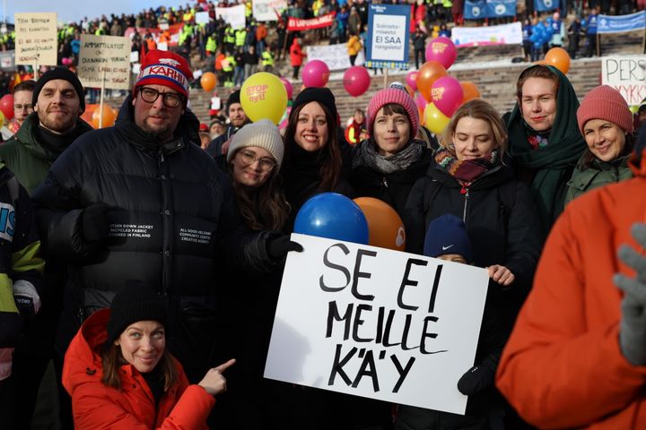 STOP nyt! mielenosoitus 1.2.2024