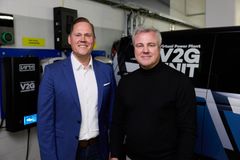 Virran CIO ja perustaja Jussi Palola (vas.) ja nykyinen toimitusjohtaja Juhani Hintikka