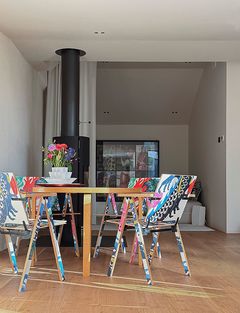 Sarjassa nähdään Helsingin Punavuoressa sijaitseva 107 m2 suuruinen ullakkohuoneisto.