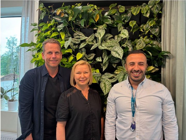 Ronny Sandvik (Kinsarvik/Goodlife), Päivi Paltola (Ruohonjuuri) ja Rani Malk (Hälsokraft HK Holding)