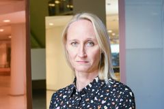 Jääkenttäsäätiön hallituksen puheenjohtaja Kirsti Laine-Hendolin.