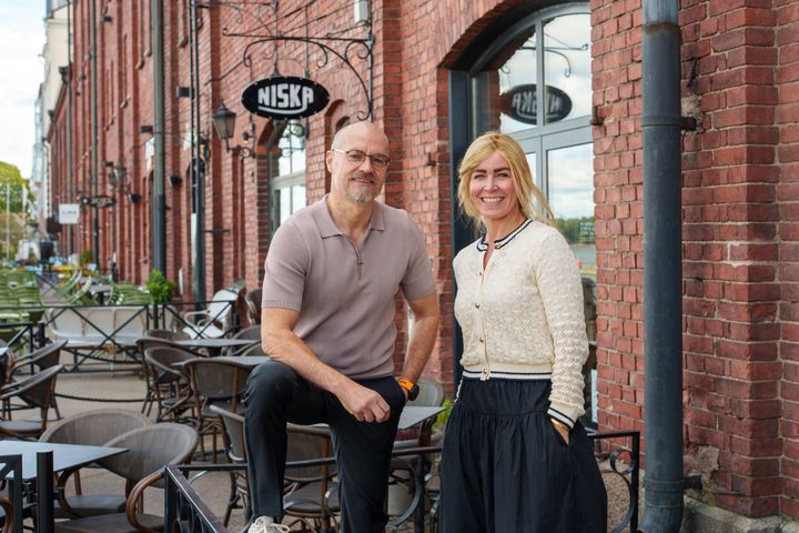Tom Jacobsson (Managing Director Finland) ja Gøril Rønning (CEO).