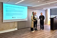 Vuoden keskisuomalainen liikenneturvallisuusteko -tunnustus myönnettiin Muuramen kunnalle Keski-Suomen liikenneturvallisuusfoorumissa.
