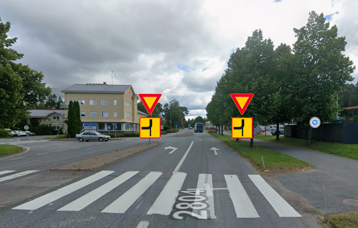Kuvituskuva%20tilap%E4isest%E4%20v%E4ist%E4misvelvollisuuden%20muutoksesta%20Keskuskadulla%20Forssan%20suuntaan.