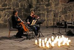 Tiedotustilaisuudessa 26.10.2026 kuultiin musiikkiesityksiä. Sellossa Zlata Vasylenko ja viulussa Viola Raatikainen.
