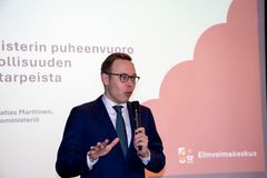 Työministeri Matias Marttinen.