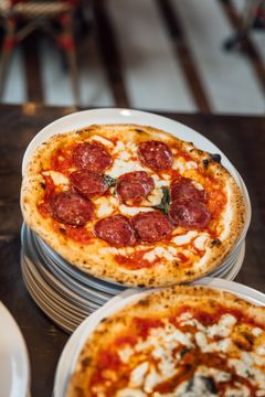 Con Salame ja Margherita ovat suosituimpia pizzoja.