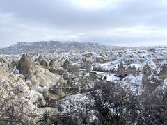 Kesät ovat Kappadokiassa kuumia, mutta talvisin voi sataa lunta.