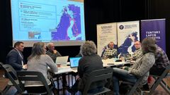 Rajaton, turvallinen ja elinvoimainen Pohjoinen -hankkeen keskustelutilaisuus Nordreisassa 18.11.2024. Tilaisuus oli yhteinen Raisin (Nordreisa) ja Kaivuonon (Kåfjord) kuntien kanssa.