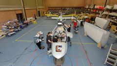 Lentokalusto valmistetaan Hallin tehtaalla Jämsässä.