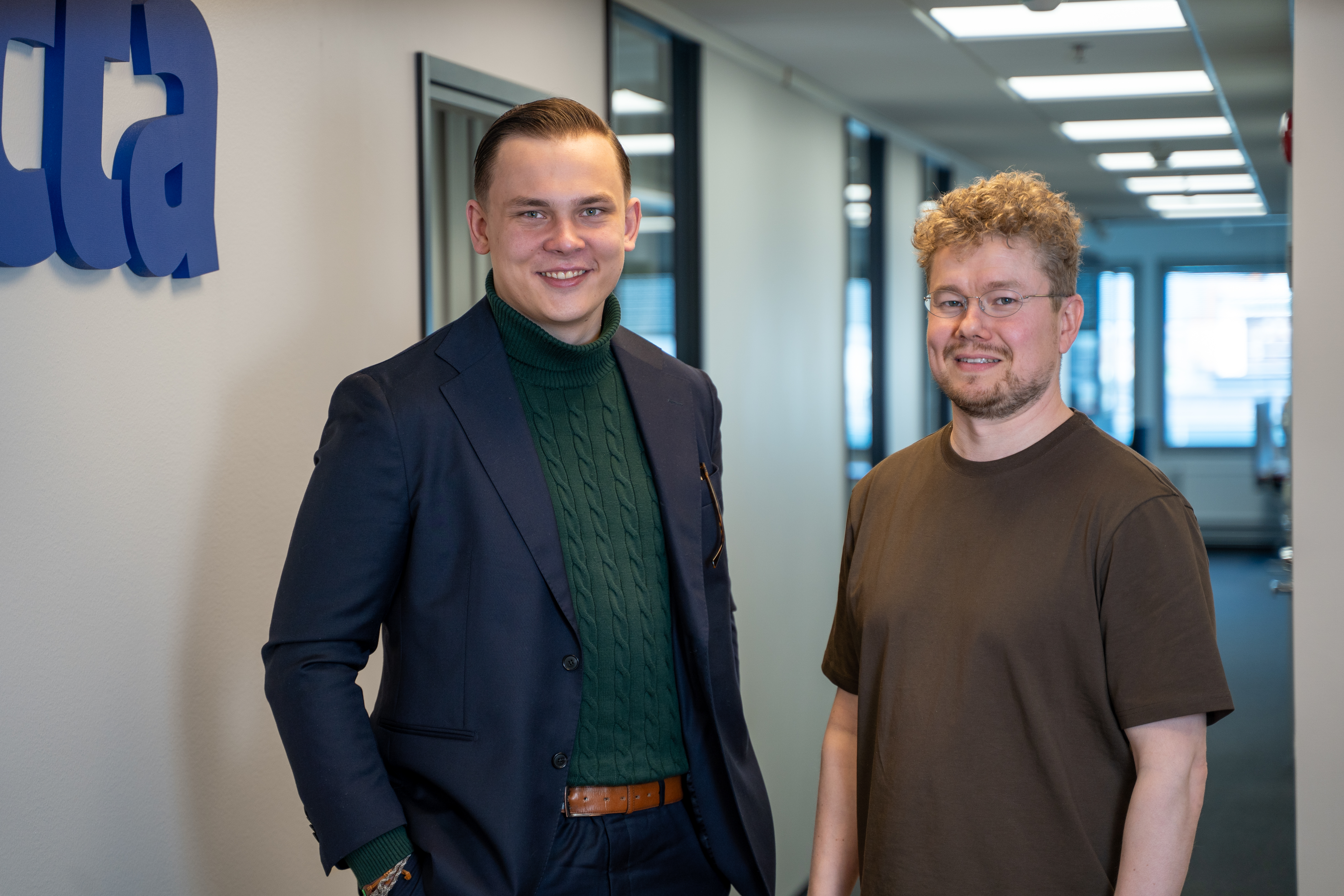Fonecta ja Vainu yhteistyöhön myynnin tekoälysovelluksissa