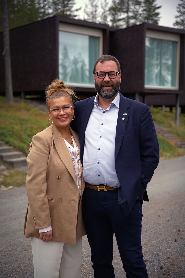 SantaPark Arctic Worldin perustajat Katja Ikäheimo-Länkinen ja Ilkka Länkinen palkittiin Valtakunnallisella yrittäjäpalkinnolla 2026. Tunnustus on osoitus yli kahden vuosikymmenen määrätietoisesta työstä, rohkeasta yrittäjyydestä ja ainutlaatuisten arktisten matkailuelämysten kehittämisestä.