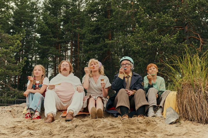 Niklas Lindgrenin ohjaama Risto Räppääjä ja viimeinen tötterö elokuvateattereissa 19.2.2027. Pääosissa Emil Paloniemi, Miisa Kivimäki, Minka Kuustonen, Ylermi Rajamaa, Jenni Kokander. Käsikirjoitus Tiina Nopola, Emma Nopola.