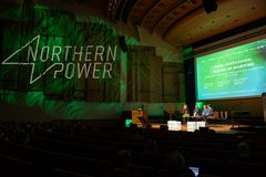 Meri- ja lentoliikenteen päästövähennyksiä käsiteltiin Aviation- ja Maritime & Logistics -ohjelmakokonaisuuksissa.